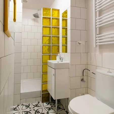 Vintage Gertrudy Street Apartment *