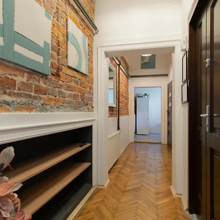Vintage Gertrudy Street Apartment Krakow