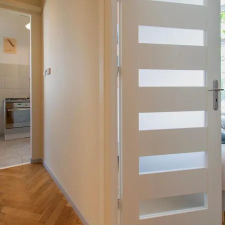 Vintage Gertrudy Street Krasków