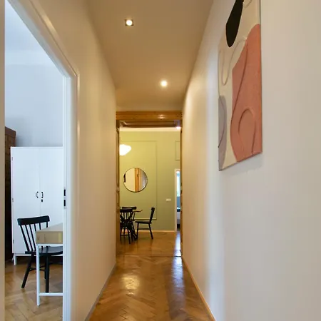 Apartment Vintage Gertrudy Street